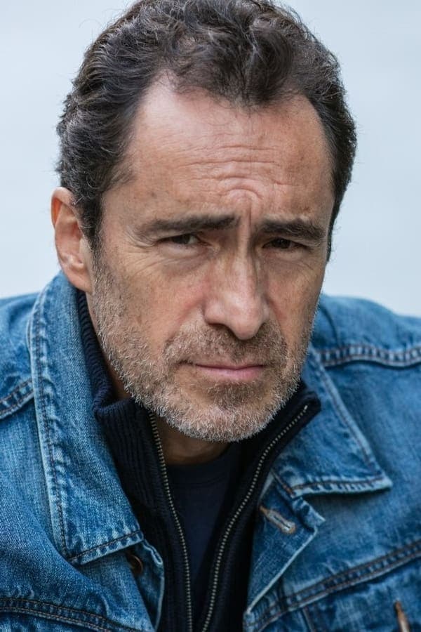 Demián Bichir poster