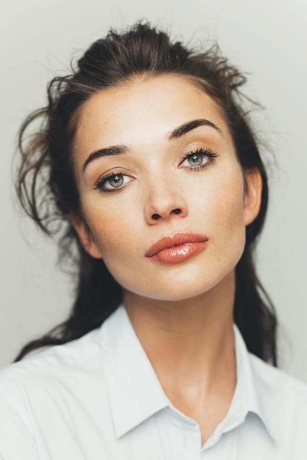 Amy Jackson poster