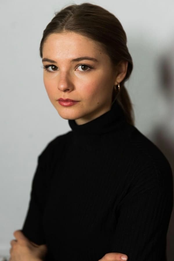 Stefanie Scott poster